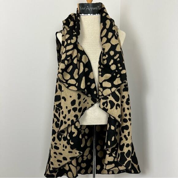 Women Tan & Black Leopard Animal Print Round Vest Reversible Soft Poncho Sz OS - Picture 2 of 14